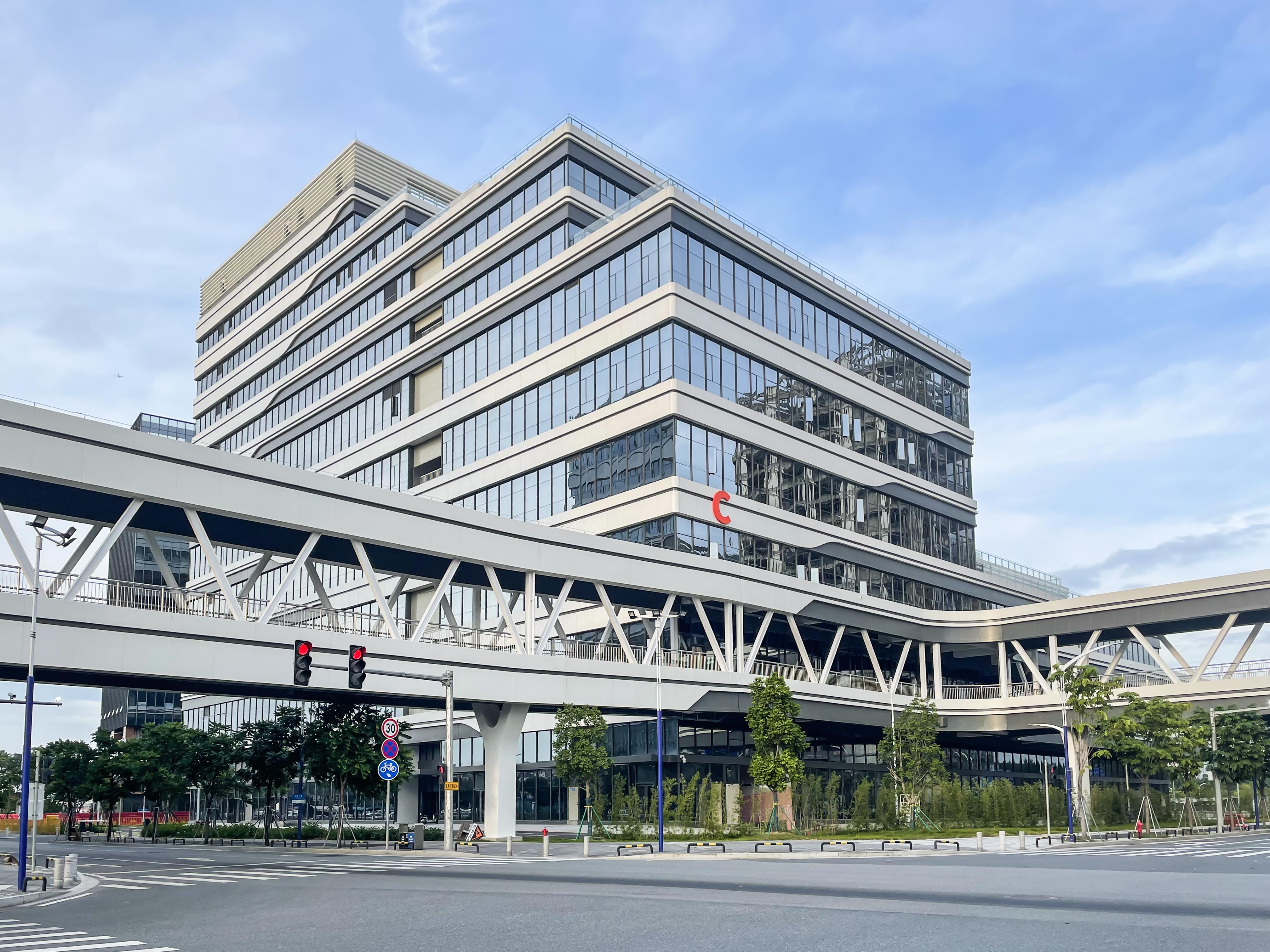 都市科创中心人行天桥